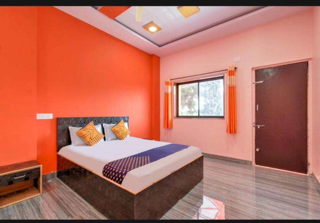 Hotel Nisarg Lodging And Restaurant Аурангабад Екстериор снимка