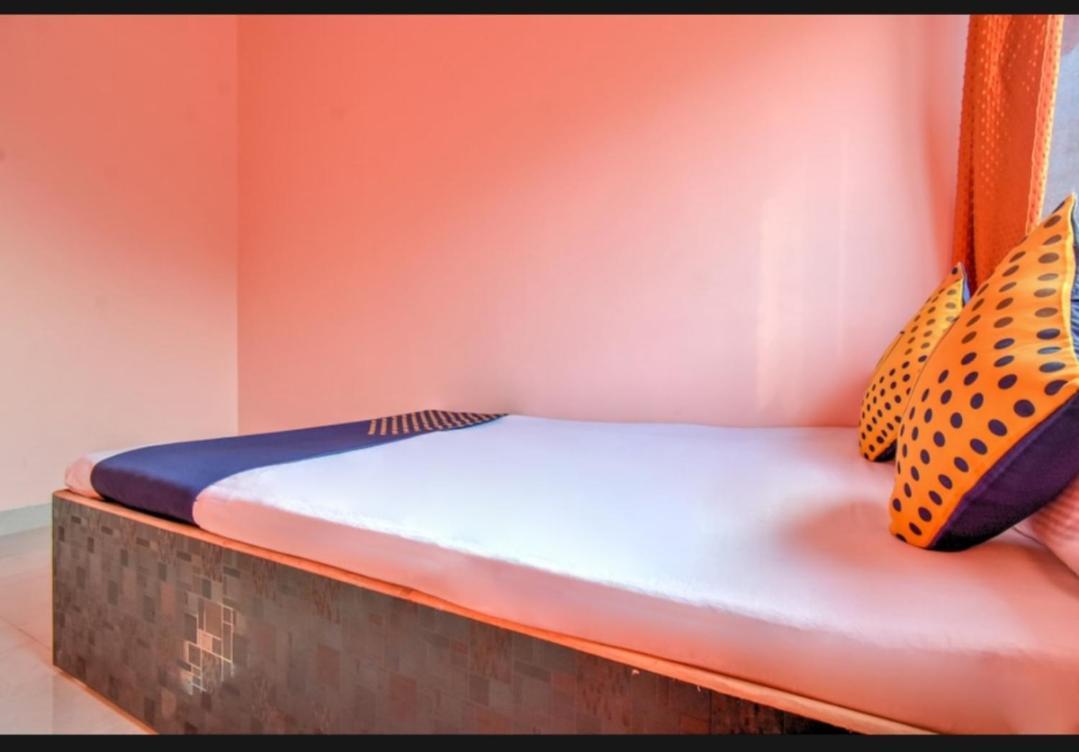 Hotel Nisarg Lodging And Restaurant Аурангабад Екстериор снимка